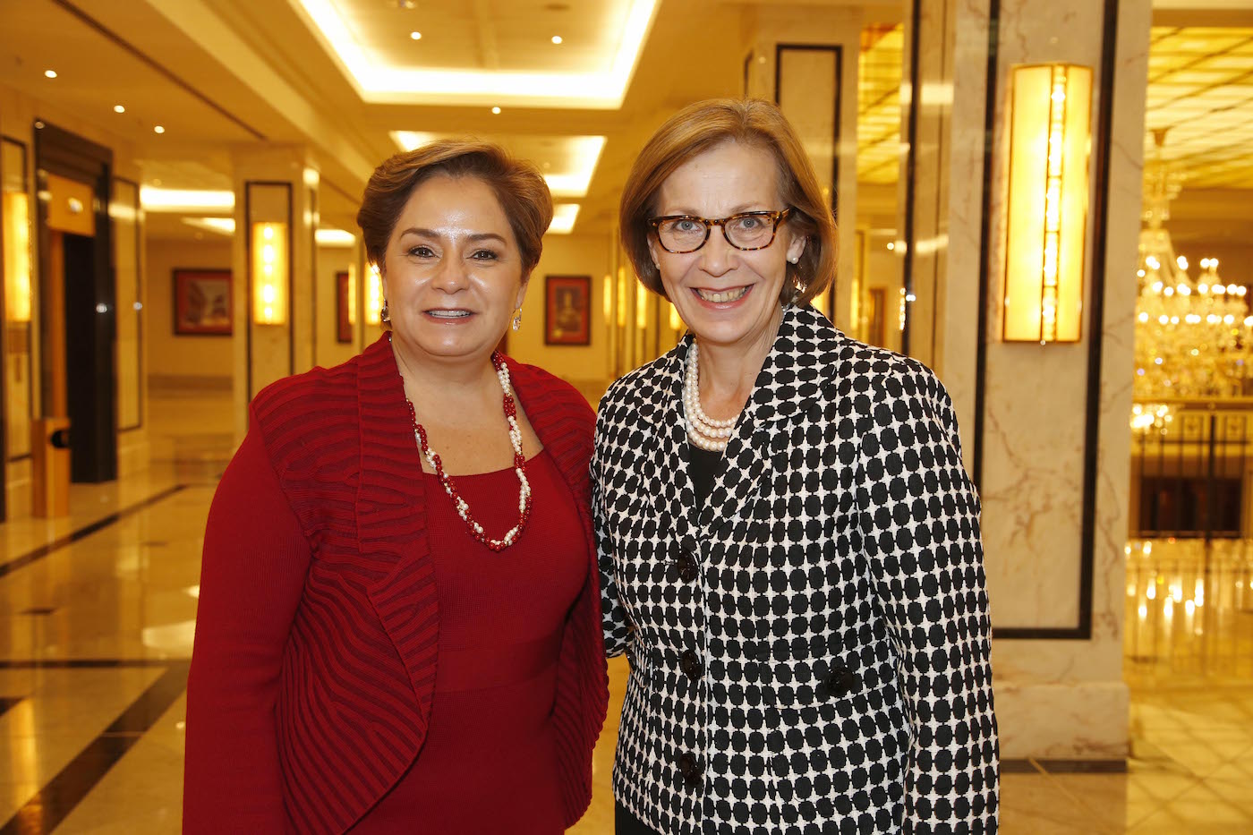 I.E. Patricia Espinosa Cantellano (Botschafterin Mexico), I.E. Ritva Koukku-Ronde (Botschafterin Finnland) beim bei der Ambassadors Club Veranstaltung -Women for Peace- im MARITIM Hotel berlin.