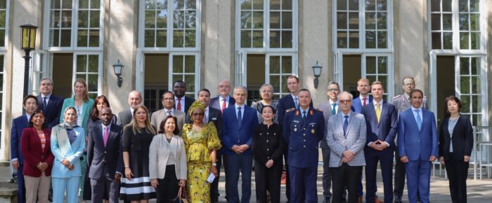 Botschafter besuchen das Operative Führungskommando der Bundeswehr